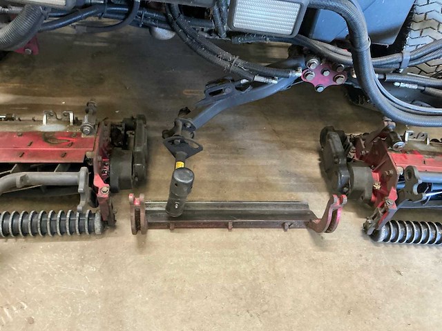 Toro reelmaster 5510 crosstrax awd fairway maaier - afbeelding 6 van  18