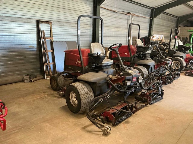 Toro reelmaster 5510 crosstrax awd fairway maaier - afbeelding 12 van  18