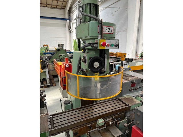 Tos - f2v - universele freesmachine - afbeelding 1 van  3