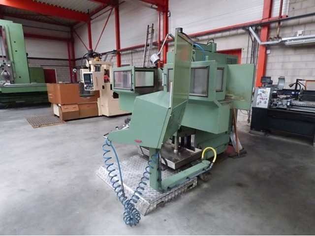 Tos - fgs 40/50 cnc - cnc freesmachine - afbeelding 9 van  14