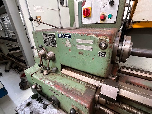 Tos - sn40b - universele draaibank - afbeelding 3 van  6