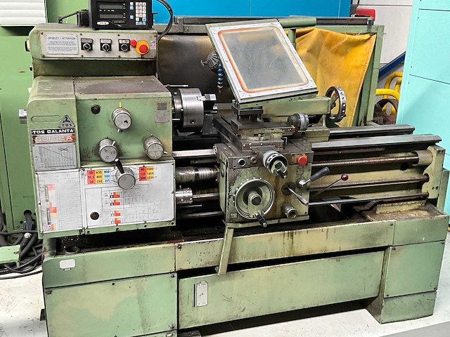 Tos - sui32 - universele draaibank - afbeelding 1 van  10