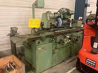 Tos-hostivar 2ud 750 universele cilindrische slijpmachine - afbeelding 1 van  9