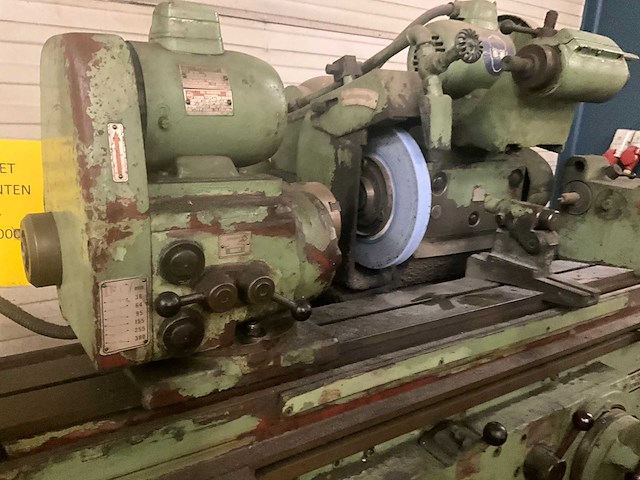 Tos-hostivar 2ud 750 universele cilindrische slijpmachine - afbeelding 4 van  9