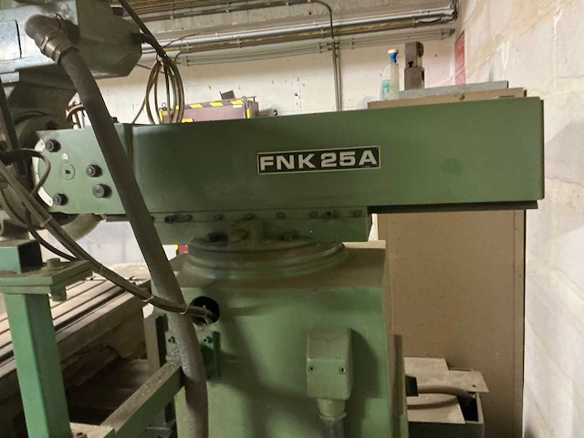 Tos kurim fnk 25 a cnc freesmachine - afbeelding 13 van  22