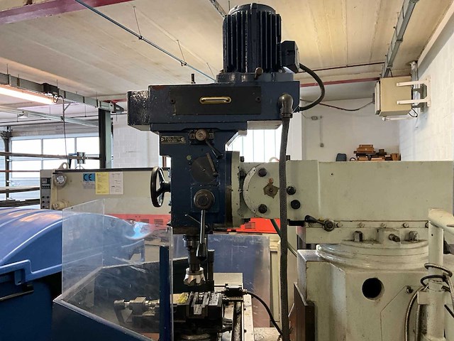 Tos kurim fnk 25 multifunctionele freesmachine - afbeelding 3 van  15