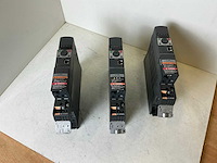 Toshiba vfmb1-4004pl frequentieregelaar (3x) - afbeelding 1 van  7