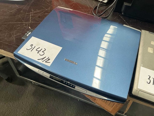 Toshiba/dell laptop (2x) - afbeelding 2 van  9
