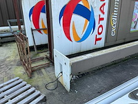 Total energies diverse reclamezuilen (2x) - afbeelding 2 van  5