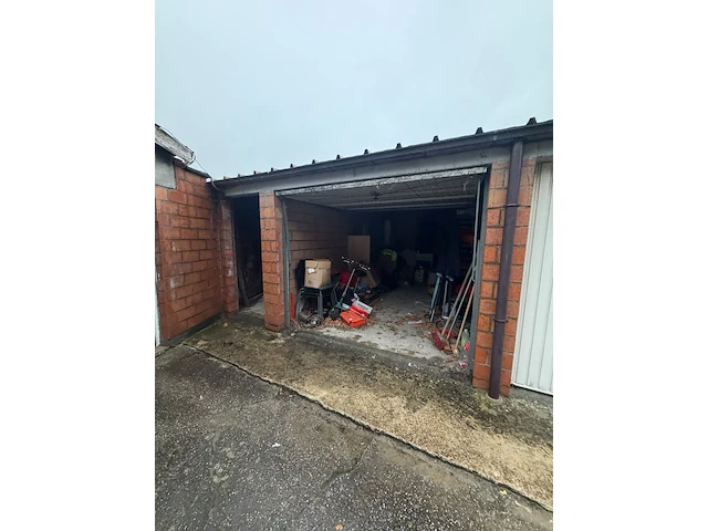 Totale inboedel appartement + garagebox gistel - afbeelding 32 van  41