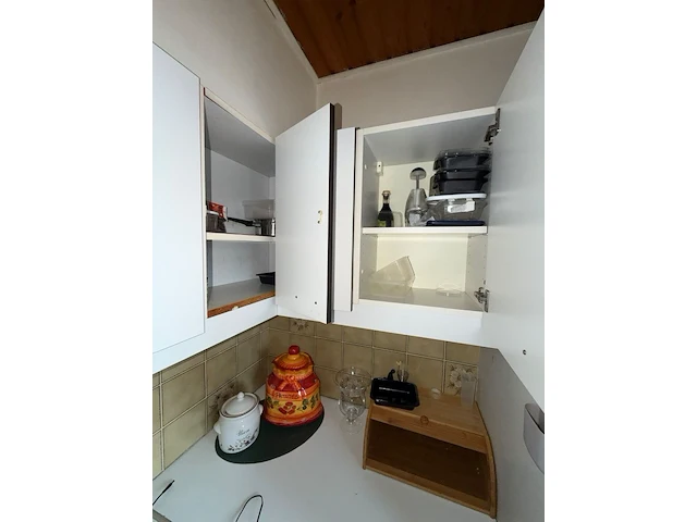 Totale inboedel appartement + garagebox oudenburg - afbeelding 26 van  87