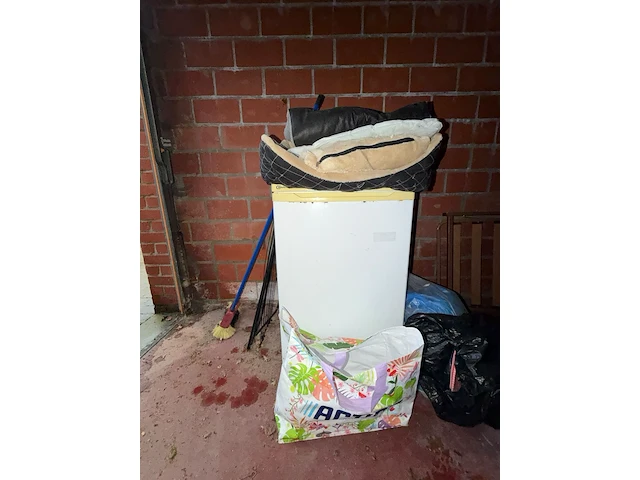 Totale inboedel appartement + garagebox oudenburg - afbeelding 68 van  87
