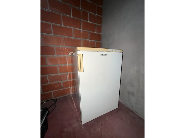 Totale inboedel appartement + garagebox oudenburg - afbeelding 75 van  87