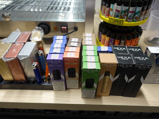 Totale inboedel dagbladhandel - afbeelding 6 van  69