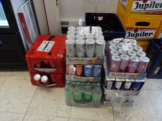 Totale inboedel dagbladhandel - afbeelding 28 van  69