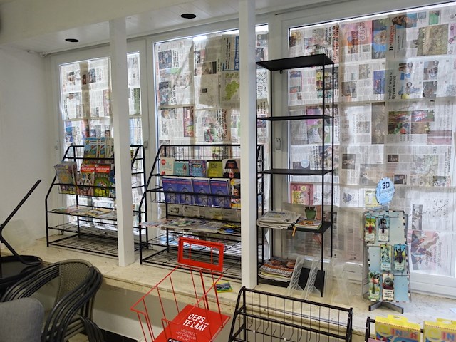 Totale inboedel dagbladhandel - afbeelding 35 van  69