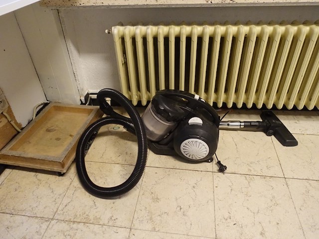 Totale inboedel dagbladhandel - afbeelding 49 van  69