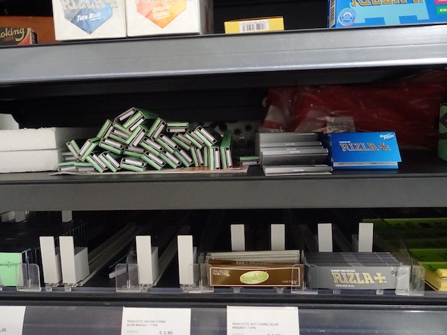 Totale inboedel dagbladhandel - afbeelding 69 van  69