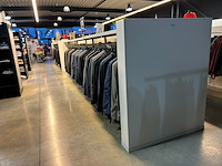 Totale winkelinrichting lot 1 tem 10