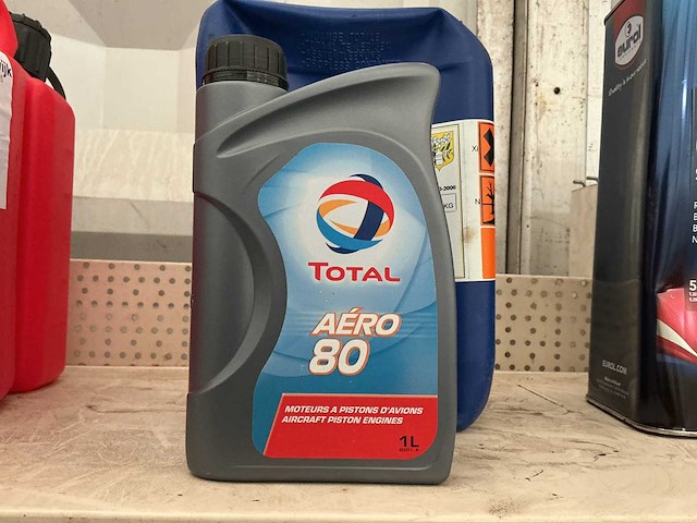 Total,inhoud 1 liter aero 80 (7x) - afbeelding 1 van  1
