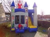 Toverkasteel - springkussen - afbeelding 1 van  1