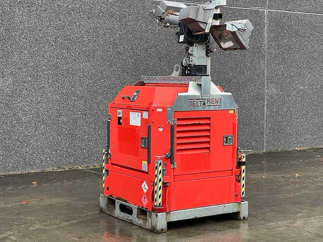 Tower light - hydro power cube - lichtmast - afbeelding 1 van  23