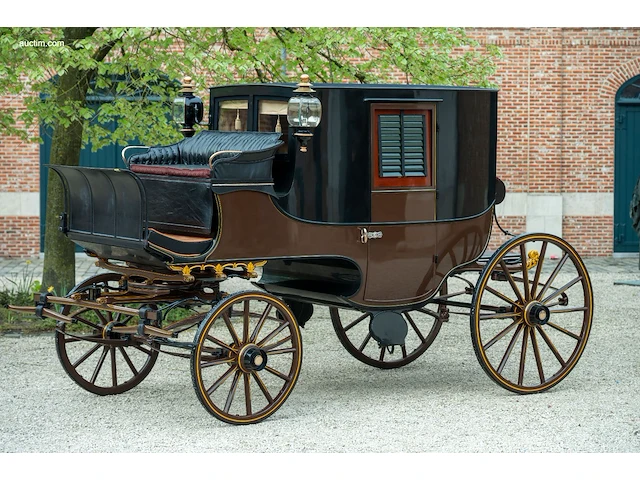 Town coach - afbeelding 12 van  50