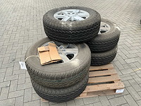 Toyo open country autoband op velg (4x) - afbeelding 1 van  3