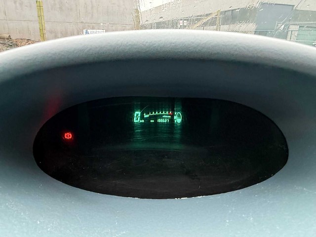 Toyota - 1999 - yaris - personenauto - afbeelding 10 van  21
