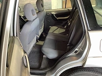 Toyota - 2002 - rav - 4 - personenauto - afbeelding 6 van  28