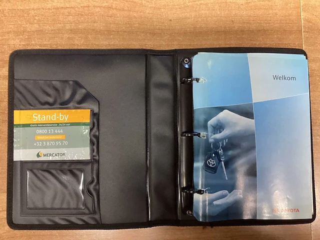 Toyota - 2002 - rav - 4 - personenauto - afbeelding 18 van  28