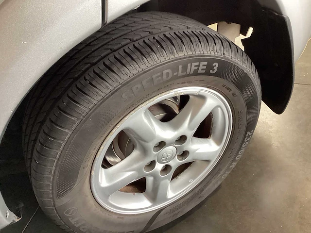 Toyota - 2002 - rav - 4 - personenauto - afbeelding 13 van  28