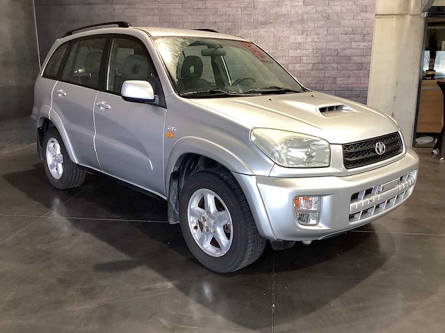 Toyota - 2002 - rav - 4 - personenauto - afbeelding 1 van  2