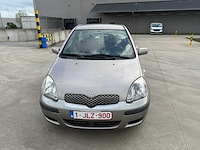 Toyota - 2004 - yaris - personenauto - afbeelding 5 van  7