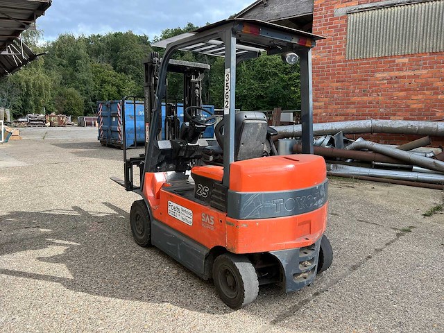 Toyota - 2006 - 7fbmf25 - vorkheftruck - afbeelding 5 van  15