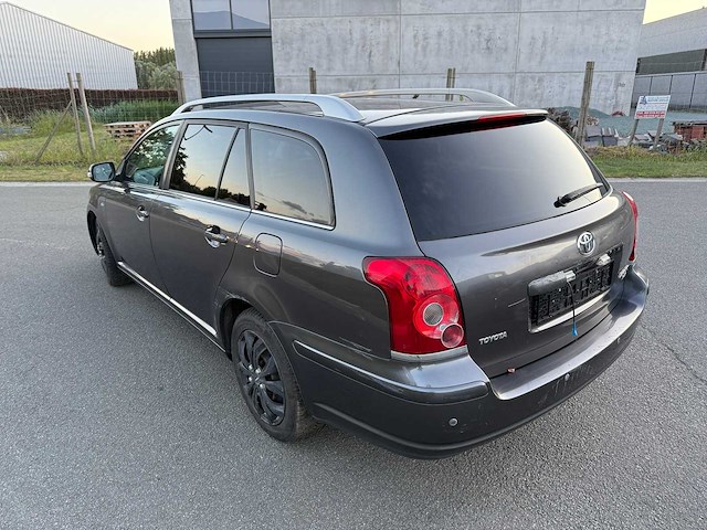 Toyota - 2006 - avensis - auto - personenauto - afbeelding 3 van  19