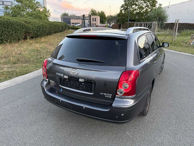 Toyota - 2006 - avensis - auto - personenauto - afbeelding 18 van  19