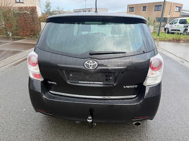 Toyota - 2009 - verso - personenauto - afbeelding 5 van  36