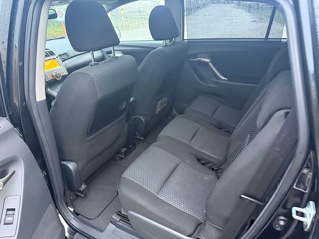 Toyota - 2009 - verso - personenauto - afbeelding 10 van  36