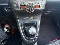 Toyota - 2009 - verso - personenauto - afbeelding 26 van  36