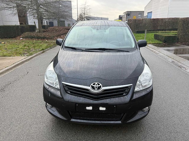 Toyota - 2009 - verso - personenauto - afbeelding 34 van  36