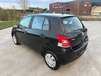 Toyota - 2011 - yaris - personenauto - afbeelding 7 van  23