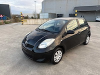 Toyota - 2011 - yaris - personenauto - afbeelding 17 van  23