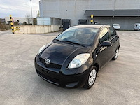 Toyota - 2011 - yaris - personenauto - afbeelding 18 van  23
