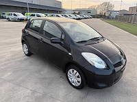 Toyota - 2011 - yaris - personenauto - afbeelding 21 van  23