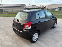 Toyota - 2011 - yaris - personenauto - afbeelding 2 van  17
