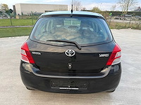 Toyota - 2011 - yaris - personenauto - afbeelding 4 van  17