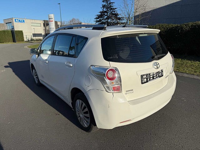 Toyota - 2012 - verso - benzine - personenauto - afbeelding 4 van  17
