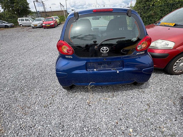 Toyota - aygo - car - afbeelding 4 van  6