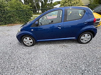 Toyota - aygo - car - afbeelding 2 van  4